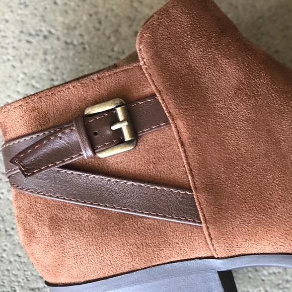 1 left! Soda Choya Cognac Buckle ankle booties - Picture 4 of 6